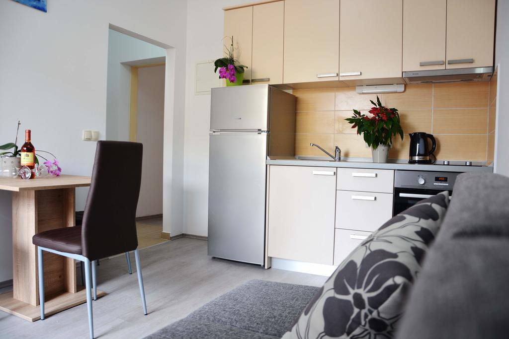 Apartments Clara 宁 外观 照片