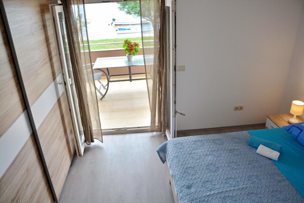 Apartments Clara 宁 外观 照片