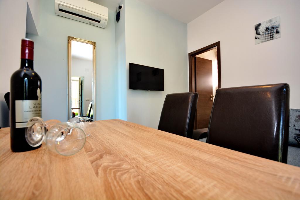 Apartments Clara 宁 外观 照片